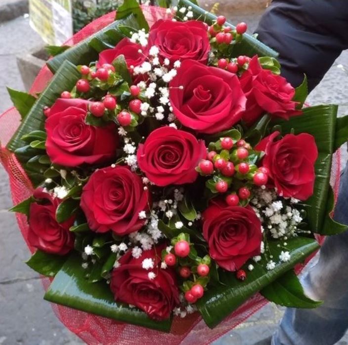 Mazzo di rose rosse
