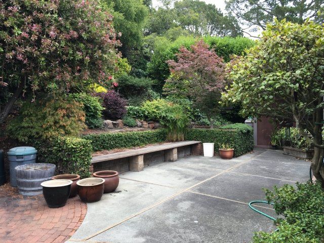 Contra Costa Drive, El Cerrito