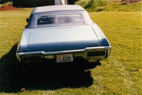 A car with a license plate that says 4298