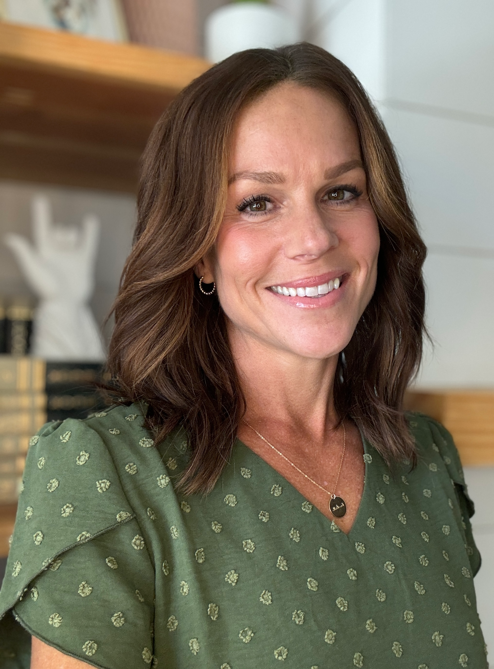 Amber Hansen, Deaf licensed master social worker, provides holistic, strengths-based, and trauma-informed therapy.