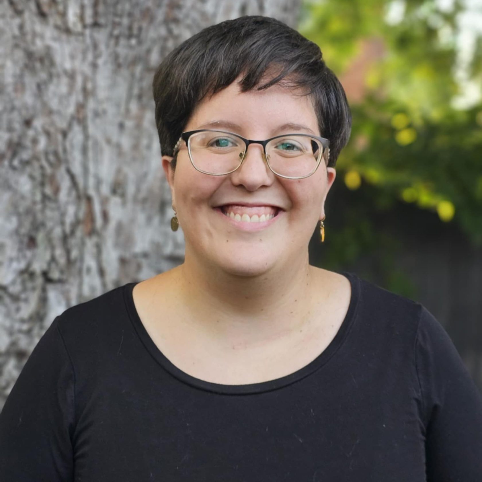 Dr. Sheila Maynard, Deaf Psychology Associate, offers therapy for depression, trauma, anxiety, and identity challenges.