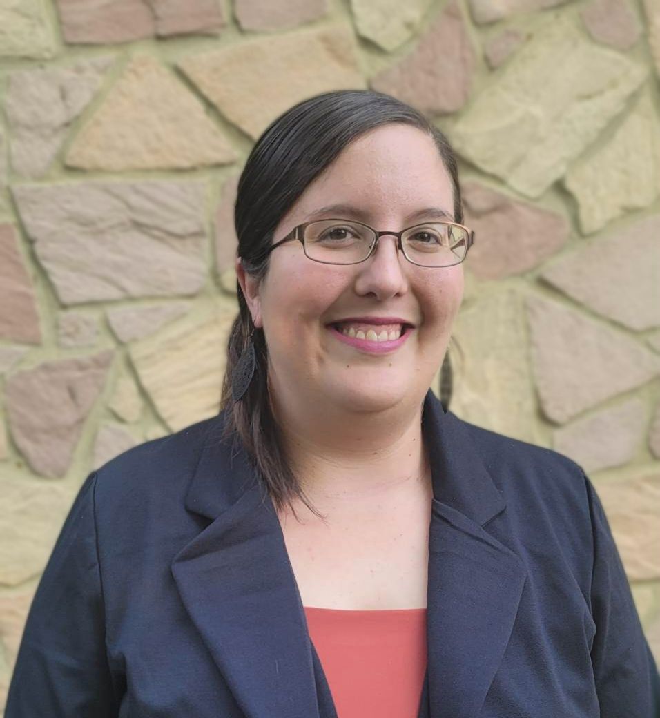 Dr. Sheila Maynard, Deaf Psychology Associate, offers therapy for depression, trauma, anxiety, and identity challenges.