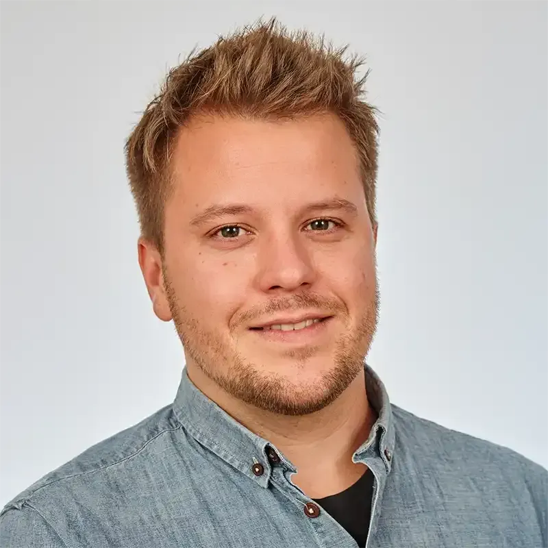 Stefan Bauer