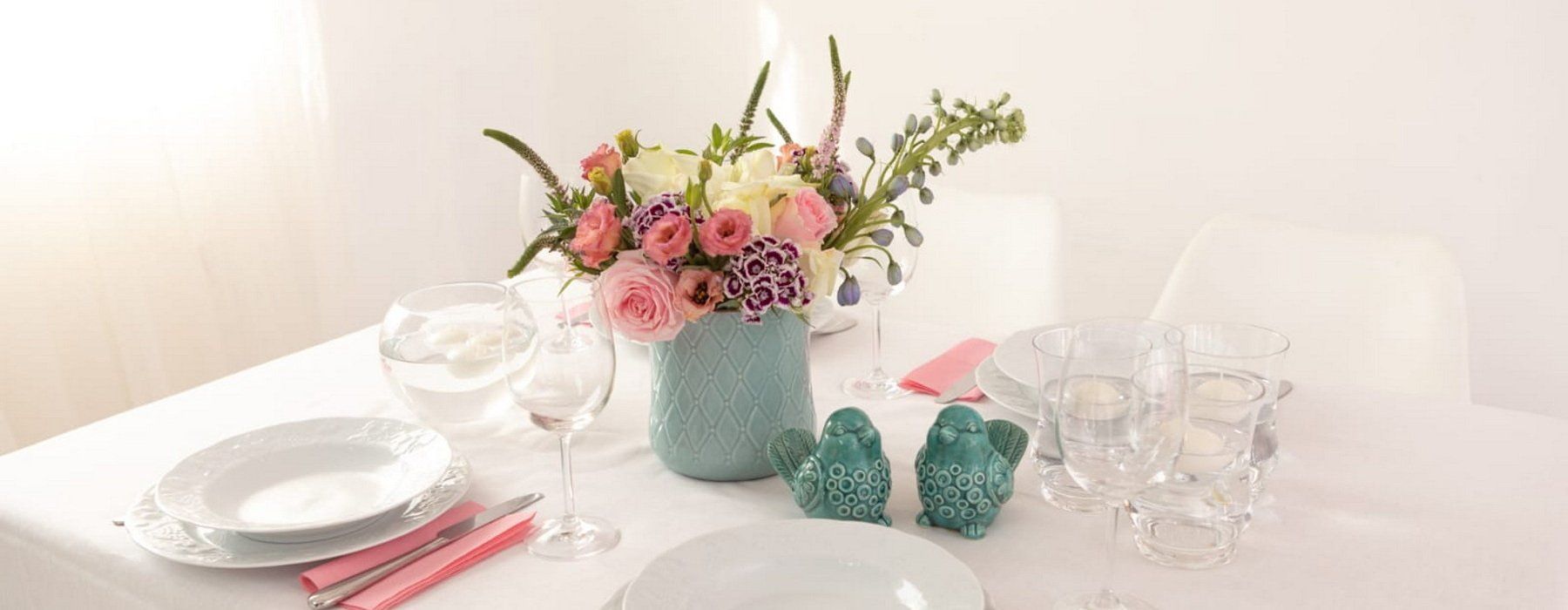 סידורי פרחים לשולחן החג