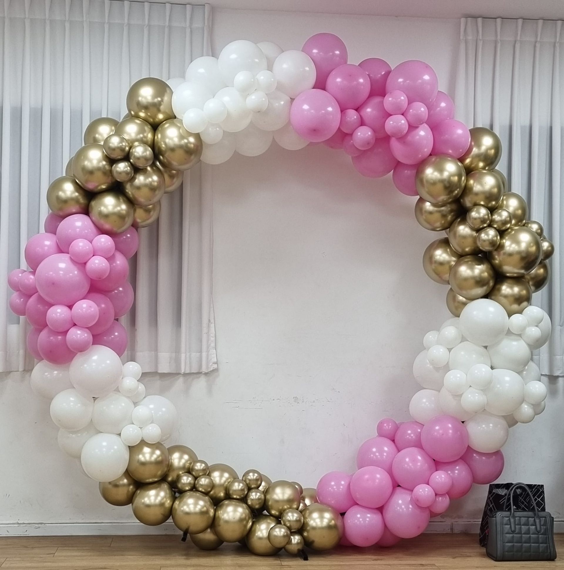 חישוק בלונים אורגני (ניתן לשלב קאפה או שמשונית מעוצבת)