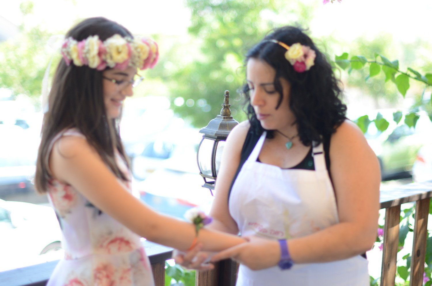 זר לראש לבת מצווה - רווה בפרחים