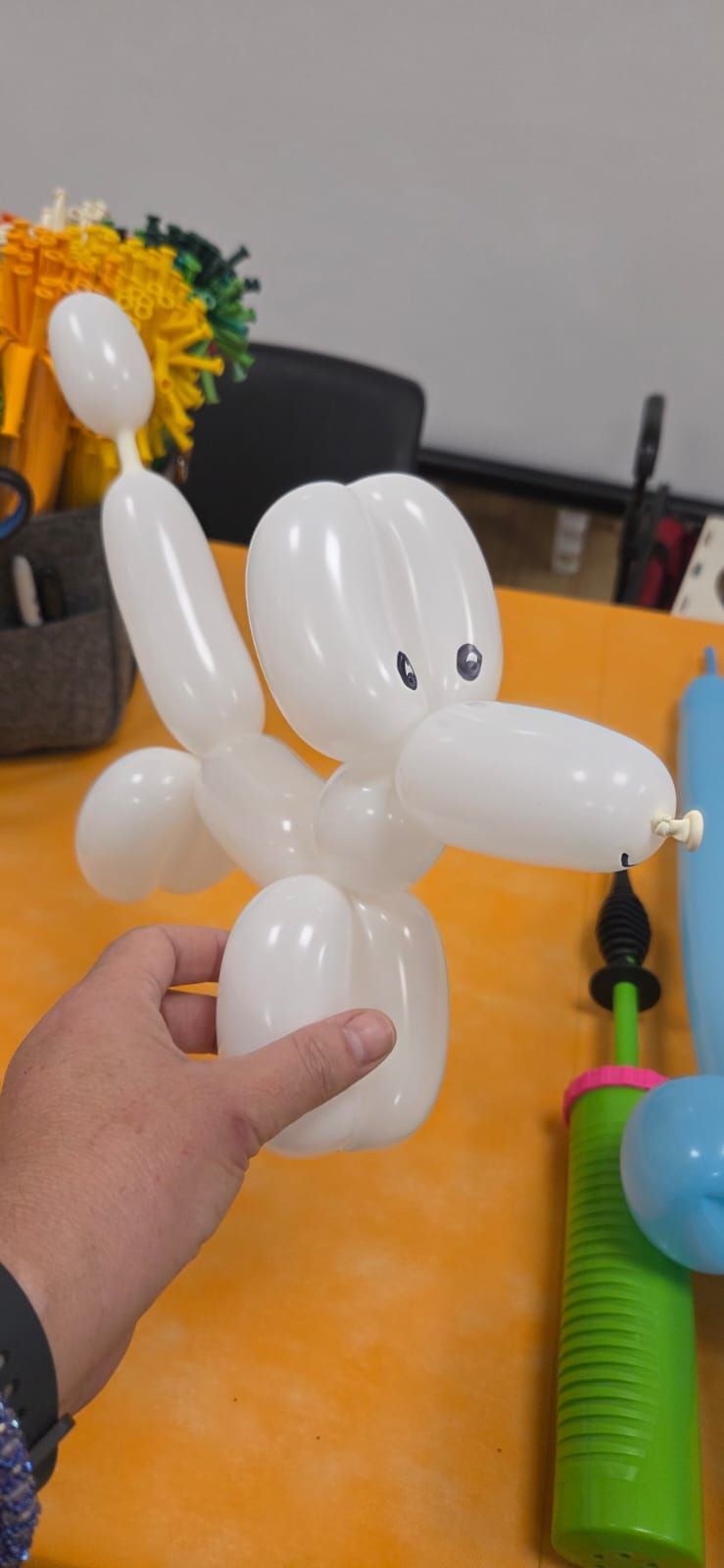 בלוני צורות - כלבלב