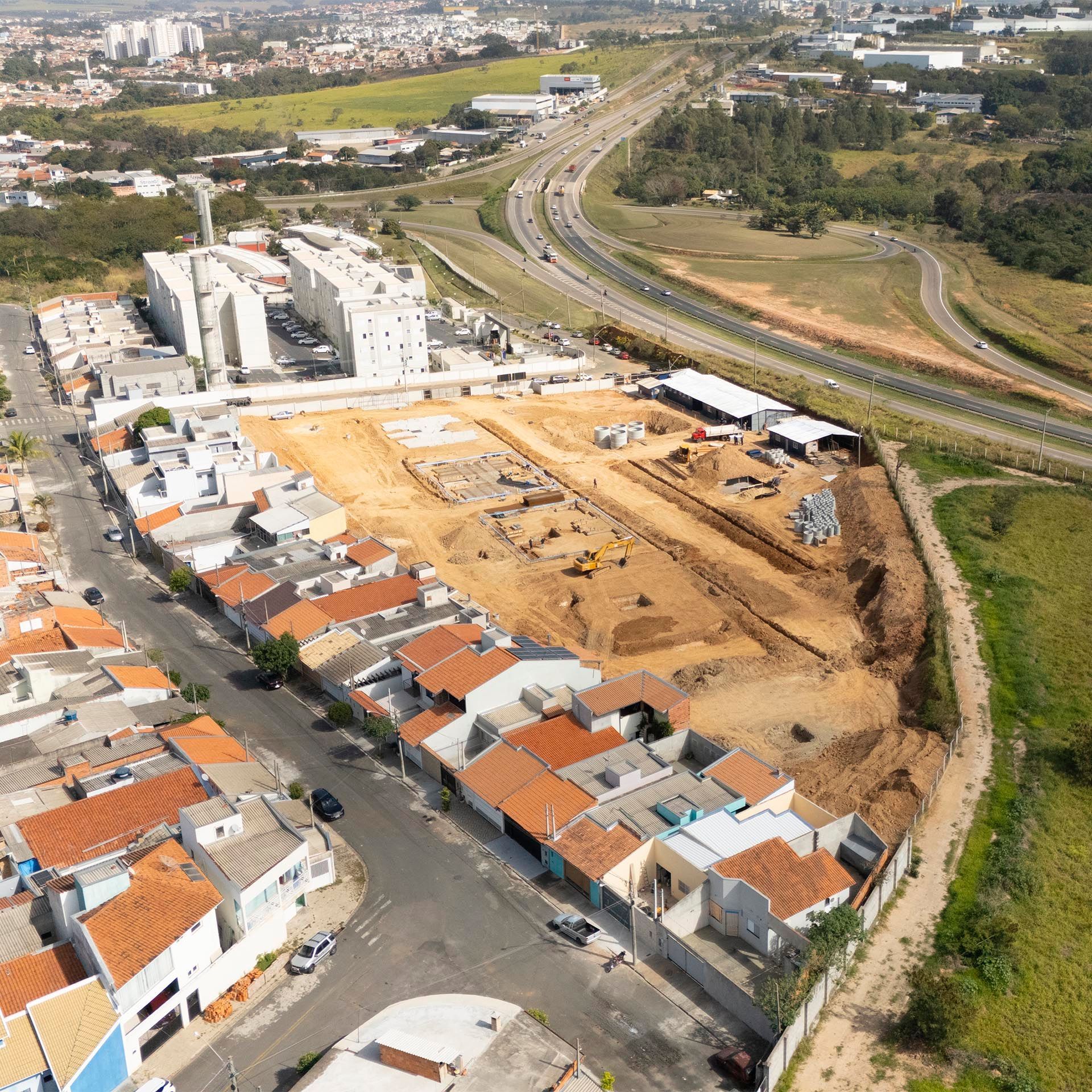 Em construção