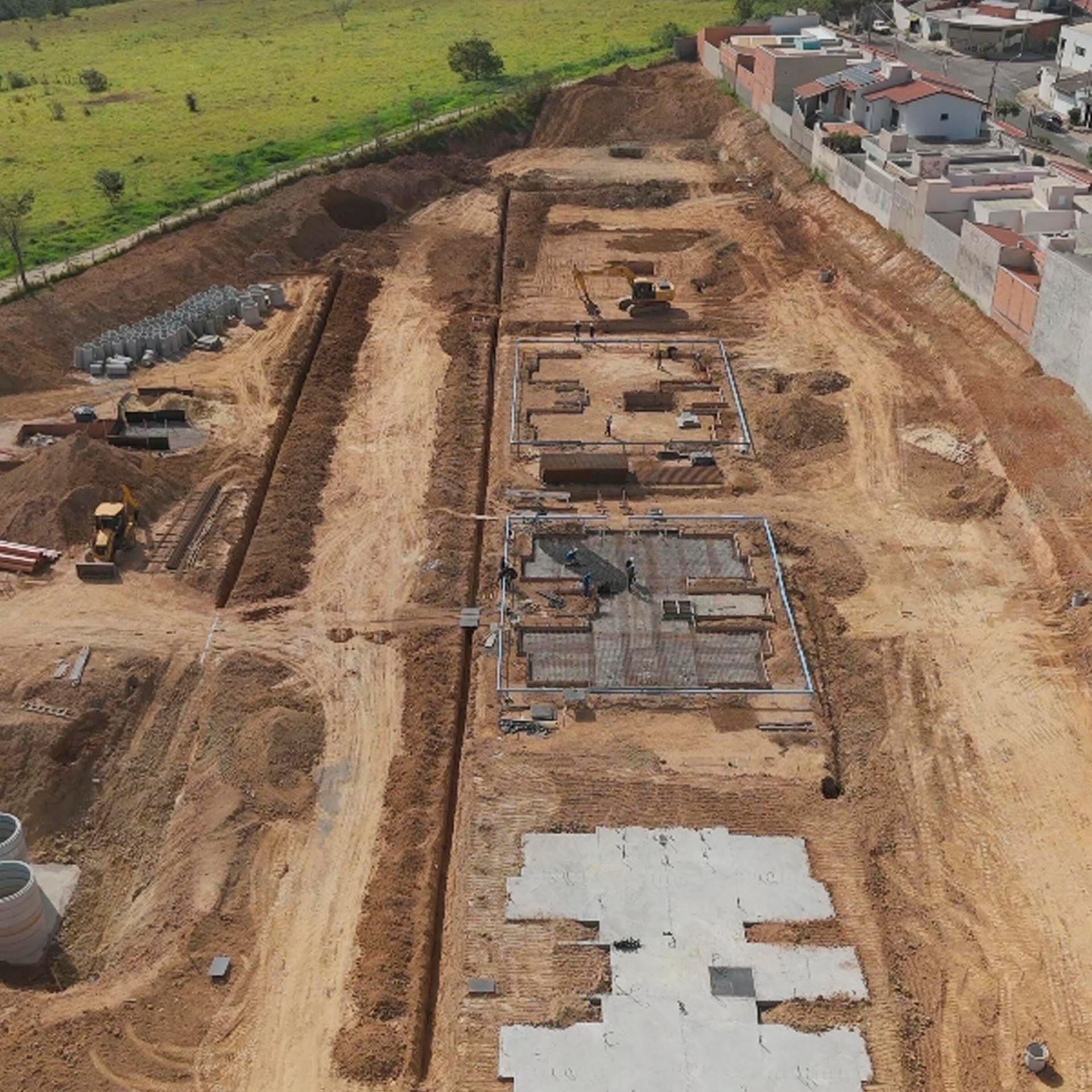 Em construção