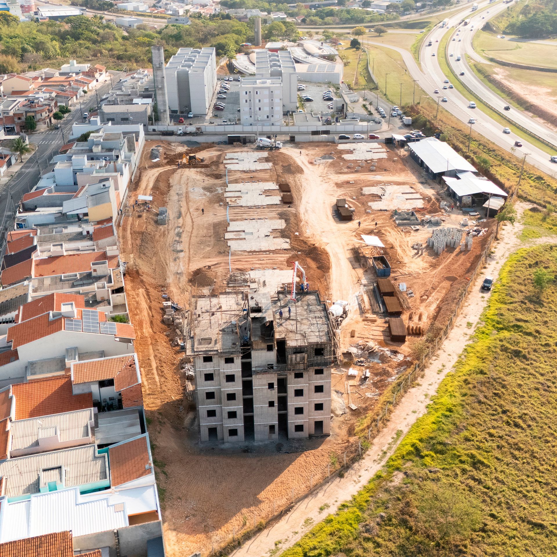 Em construção