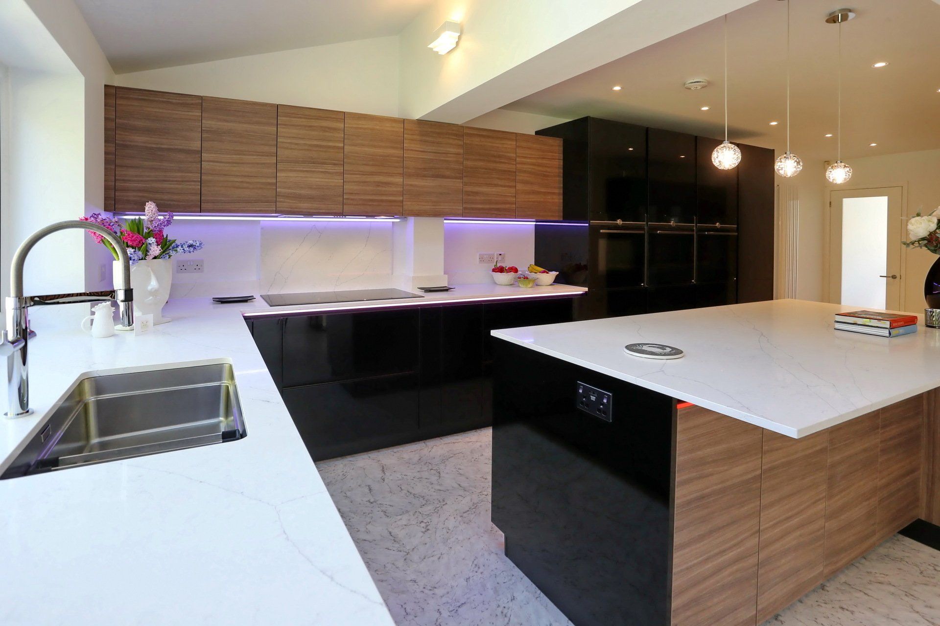 Jones contemporary handleless kitchen by exact in Crowthorne