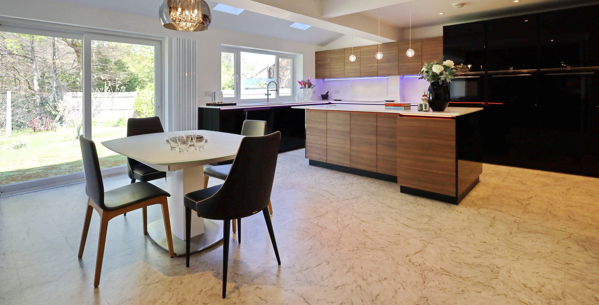 Jones contemporary handleless kitchen by exact in Crowthorne