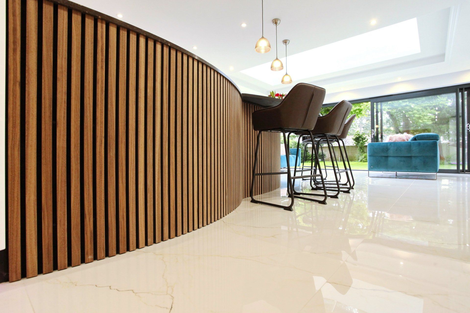 Exact bathroom island with wood panelling