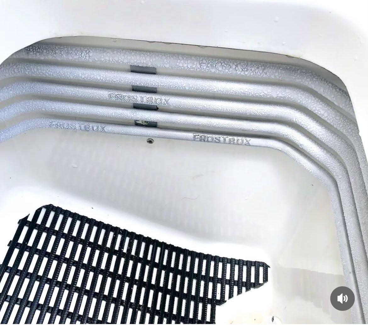 Frostbox cooling coils
