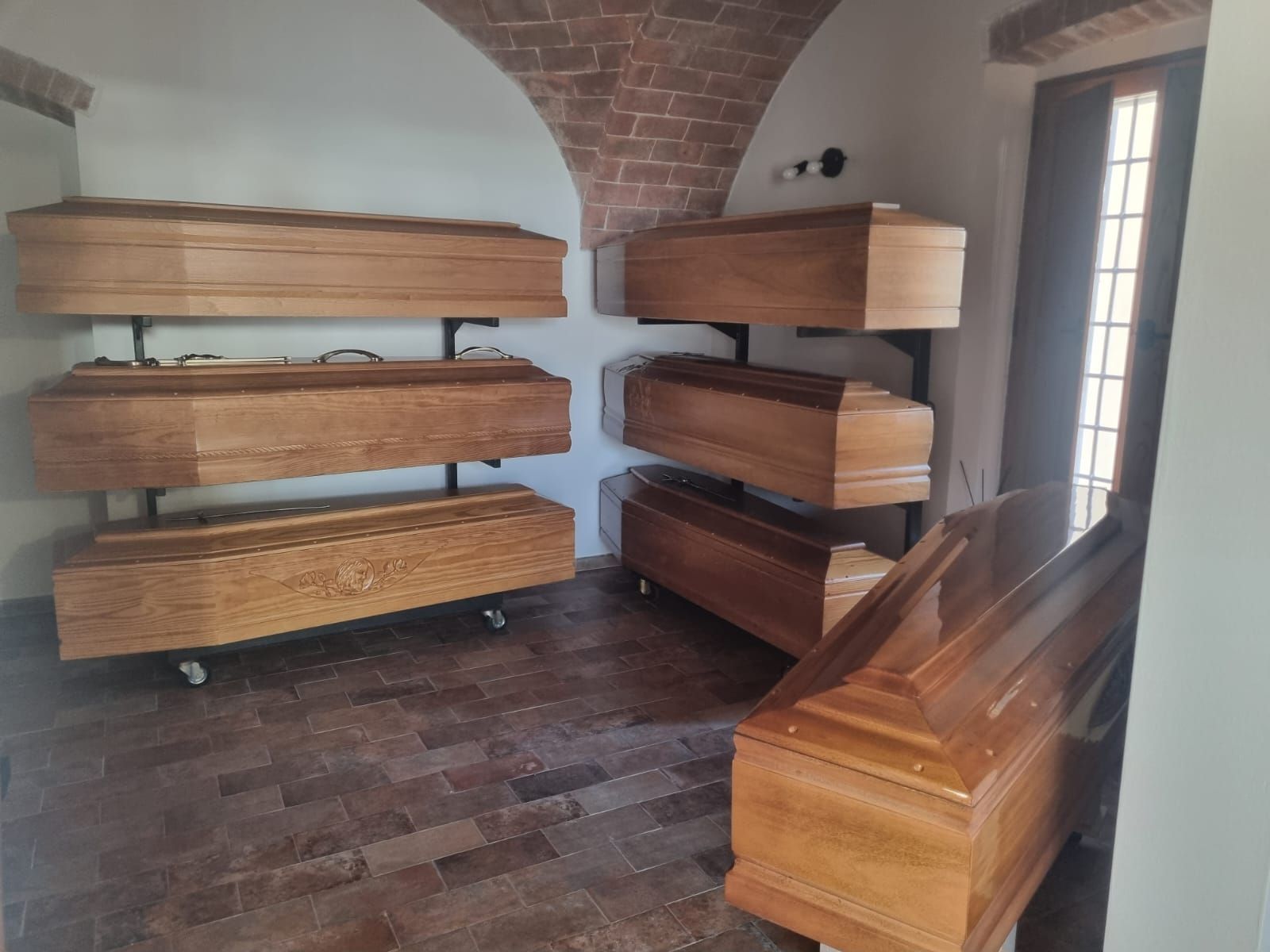 SERVIZI FUNEBRI QUALIFICATI