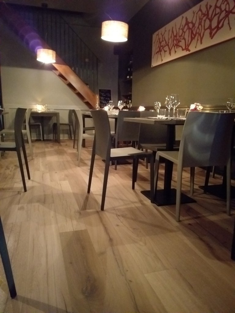 ristorante illuminato