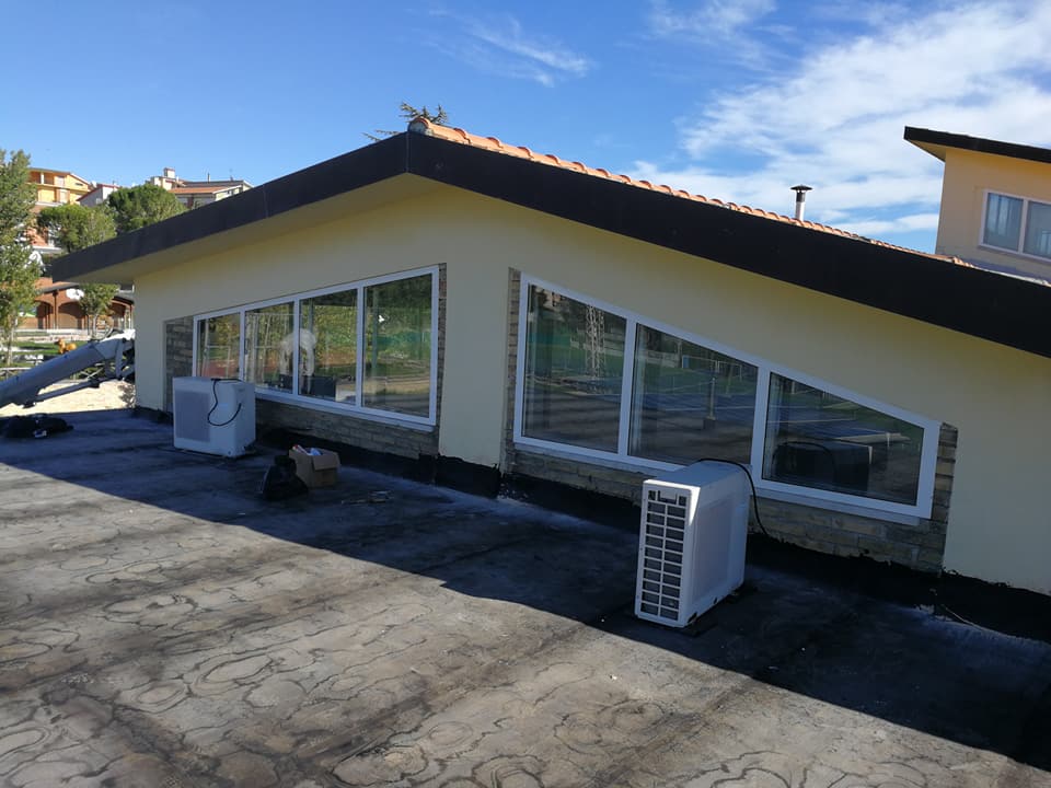 finestre a trapezio per soffitta