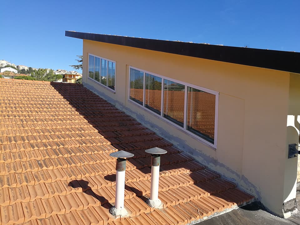 finestre su misura con infissi personalizzati