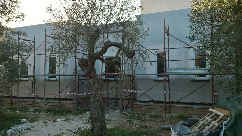 edificio in fase di ristrutturazione