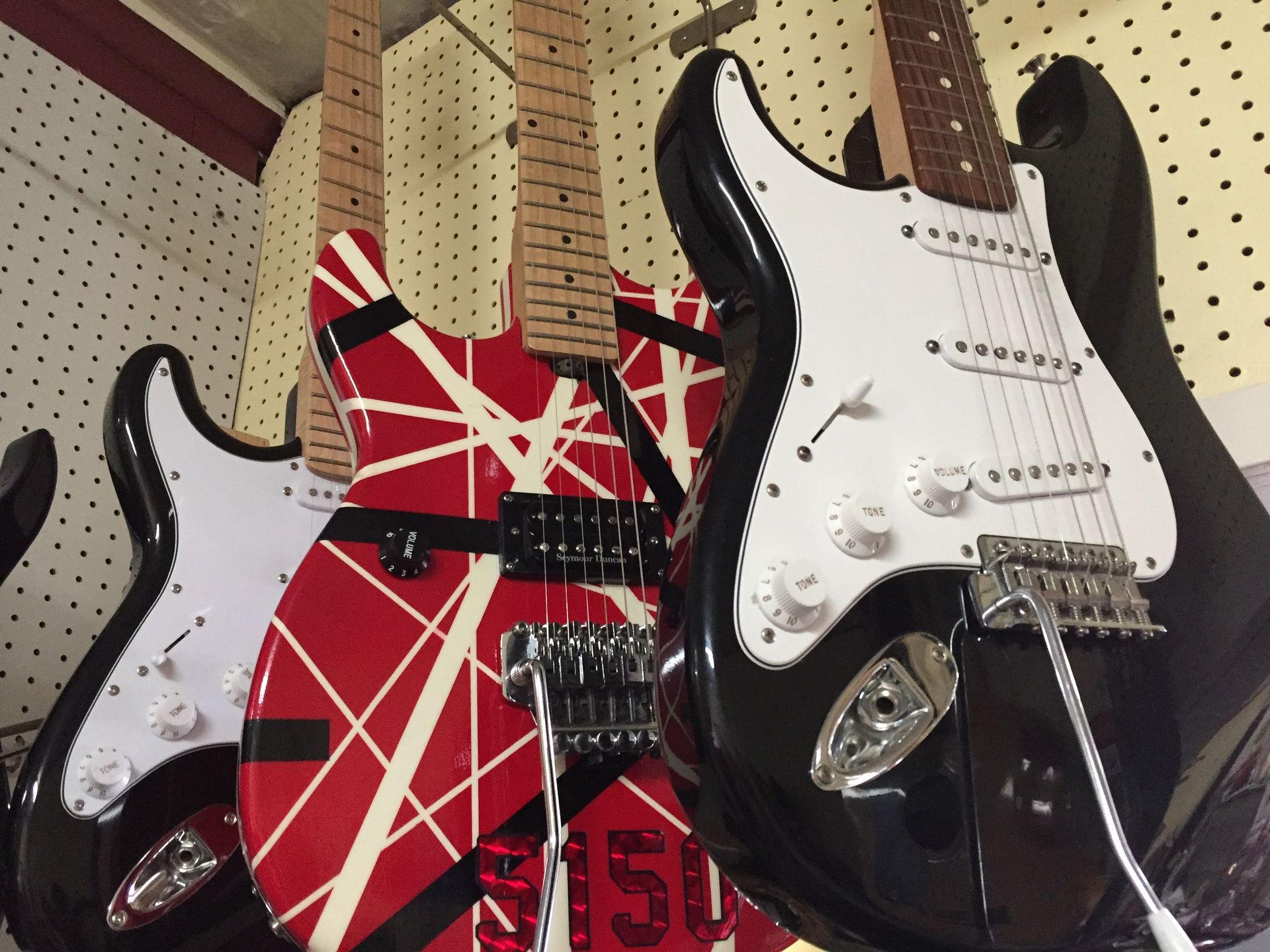 Left handed Electric Guitars for Sale - Hayes House of Music, Topeka ks