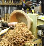 hollowing out a custom wood bowl