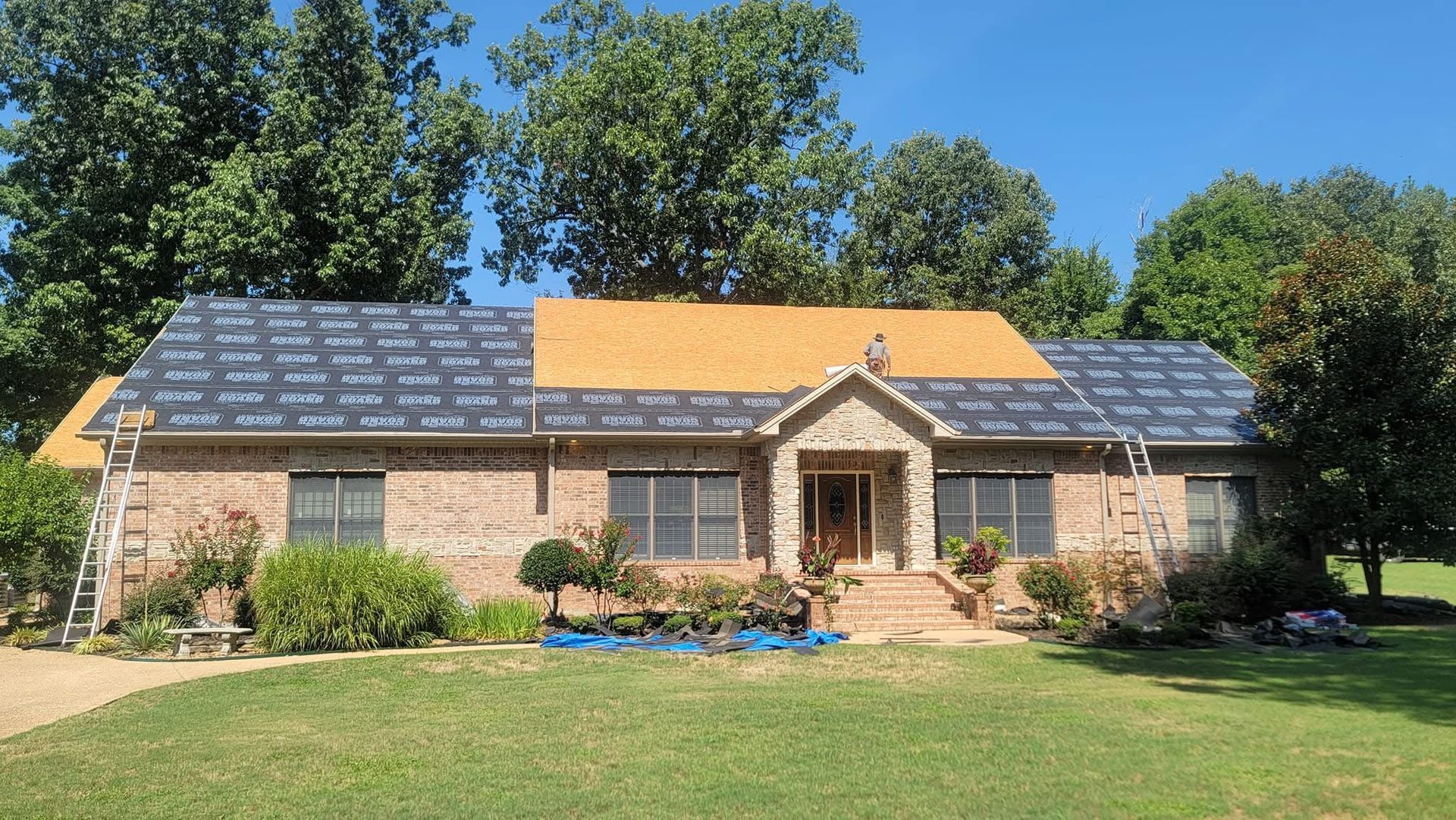 Residential roof replacement in Brookland, AR