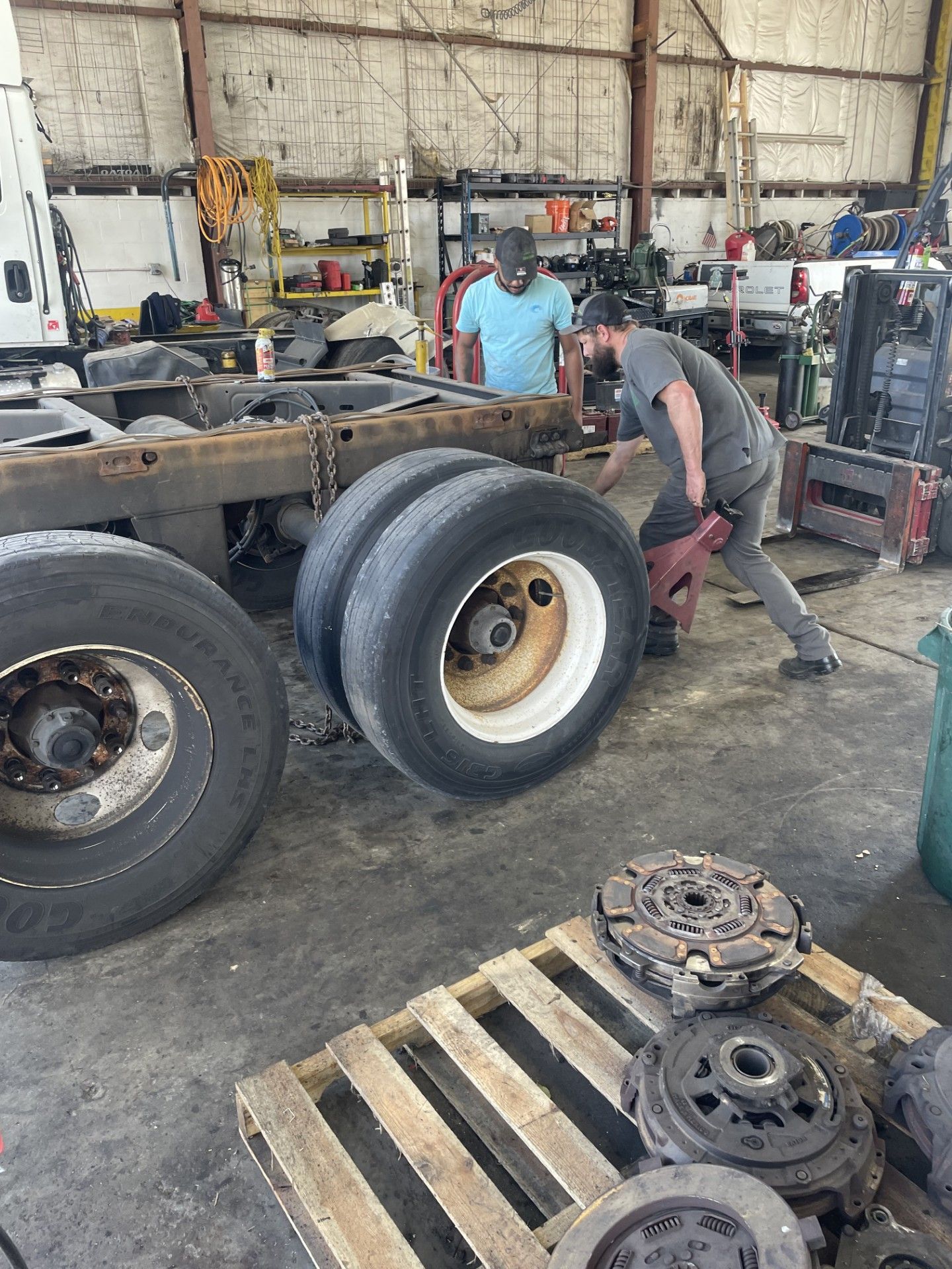 semi tire replacement
