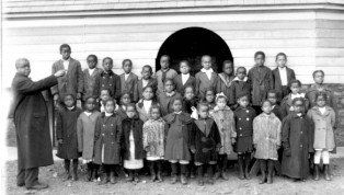 EARLY PHOTOGRAPH OF 2ND CHRISTIAN CHURCH AT 1620 BROADWAY
