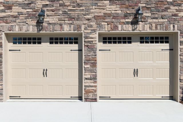 Residential Garage Doors In Noblesville, Garage Door Guys Llc