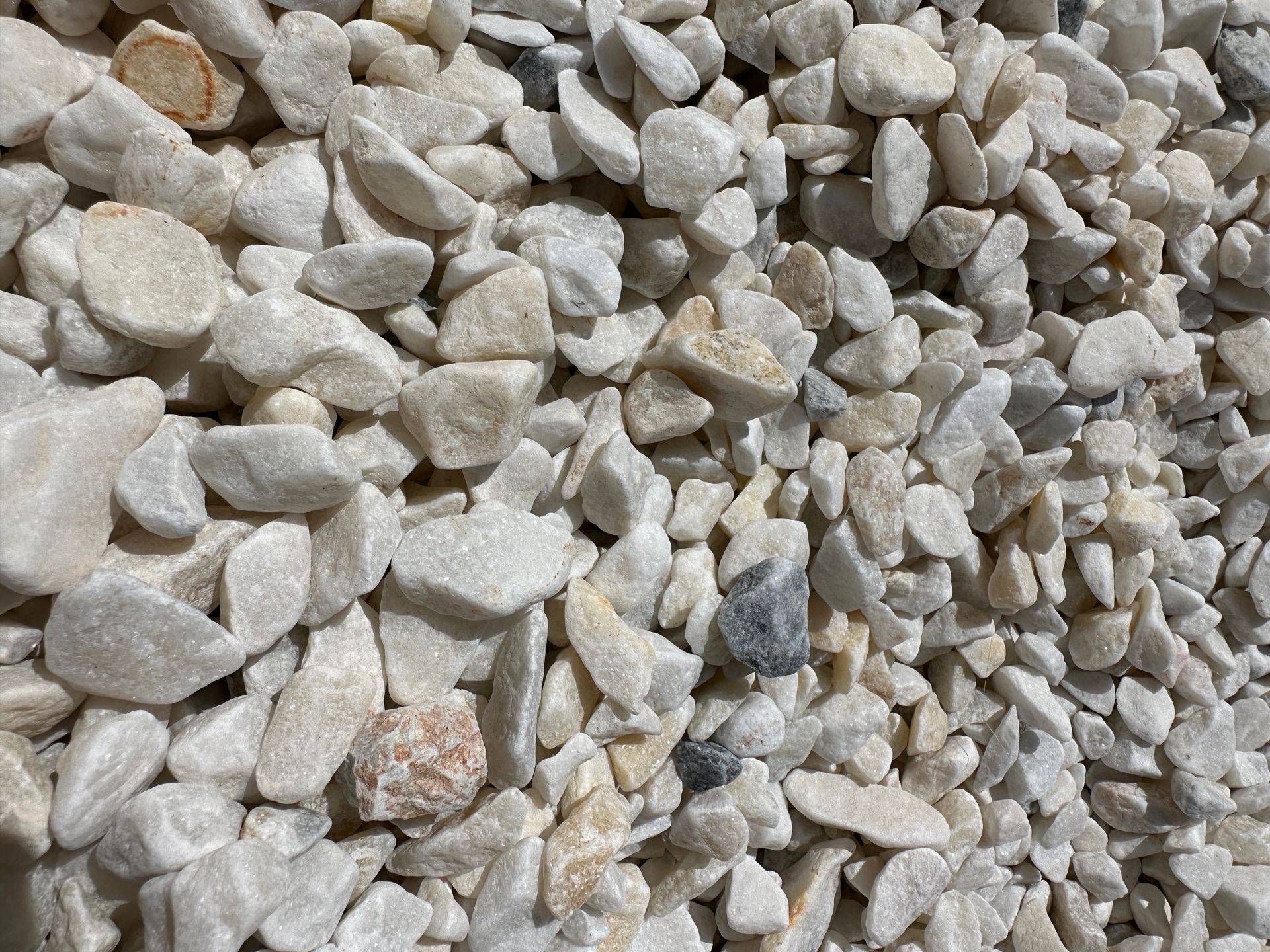 White Pebble  — Edmonds Landscaping Supplies in Bohle Plains, QLD