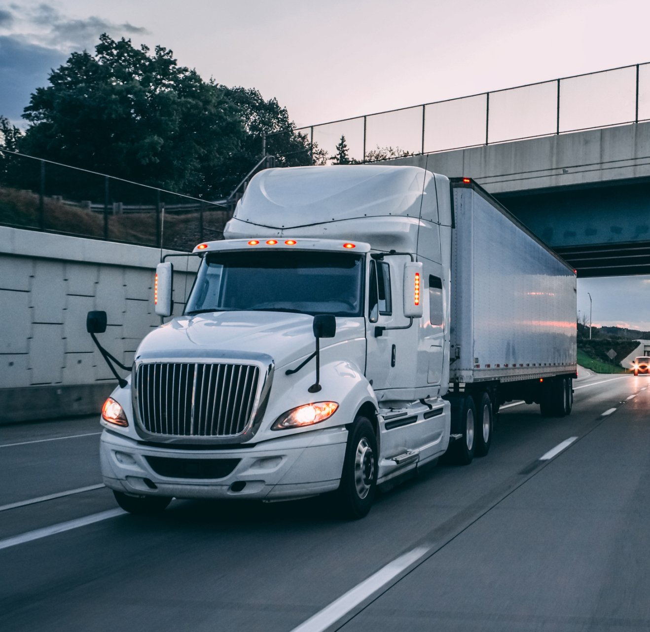 White 18 Wheeler Tractor Trailer — Waterloo, IA — Kvale Insurance