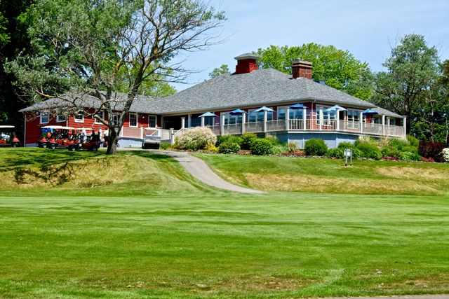 Digby Pines Golf Course - Image 9