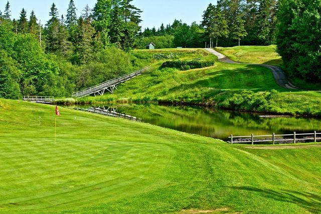 Digby Pines Golf Course - Image 4