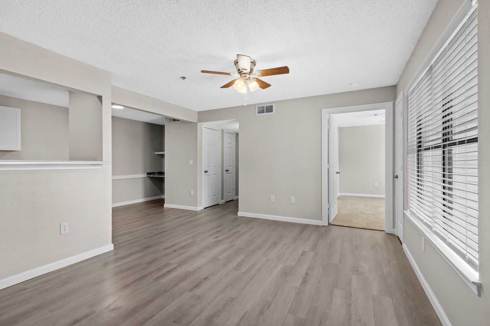 the heights on oak interior