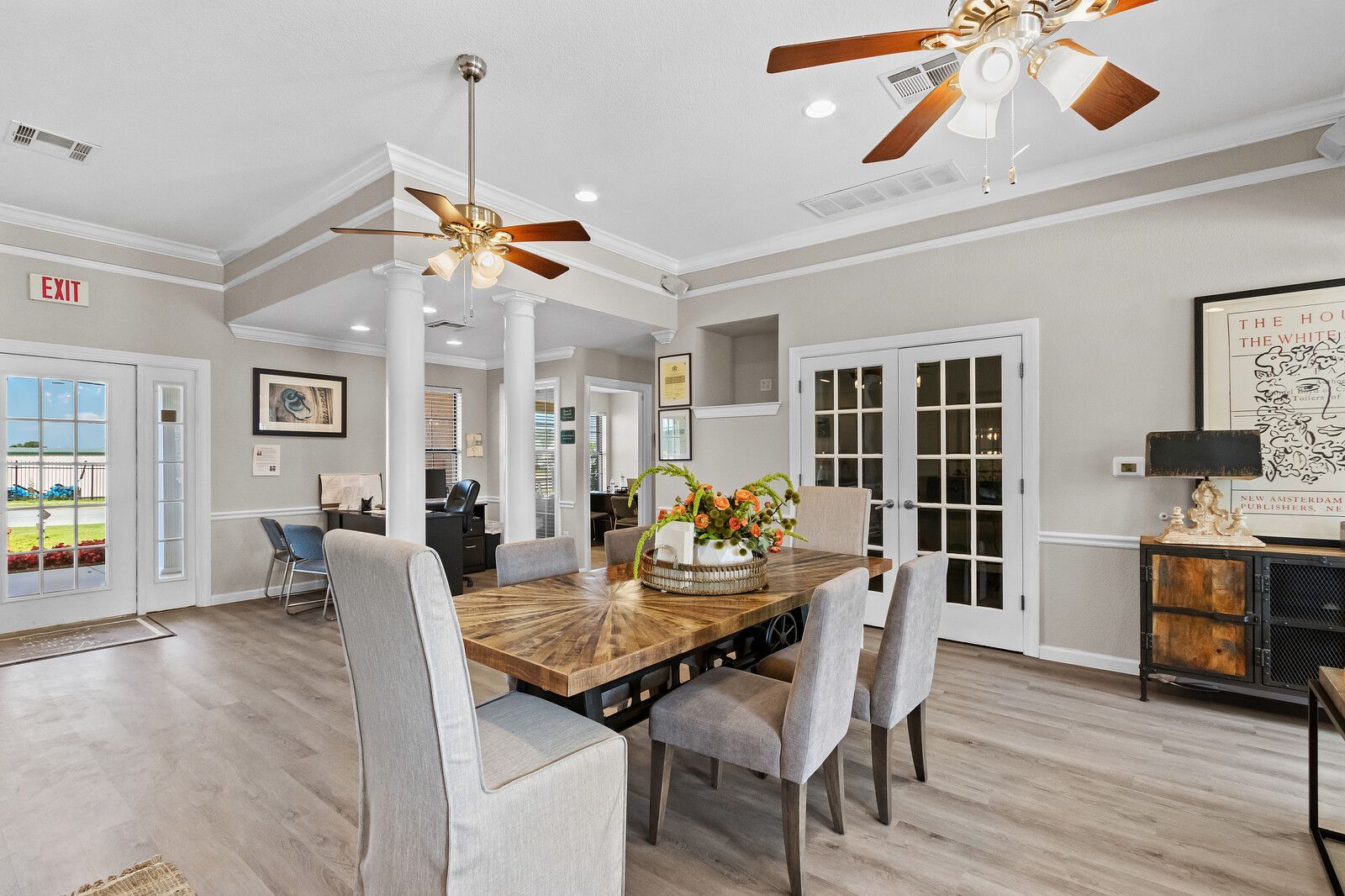 the heights on oak interior