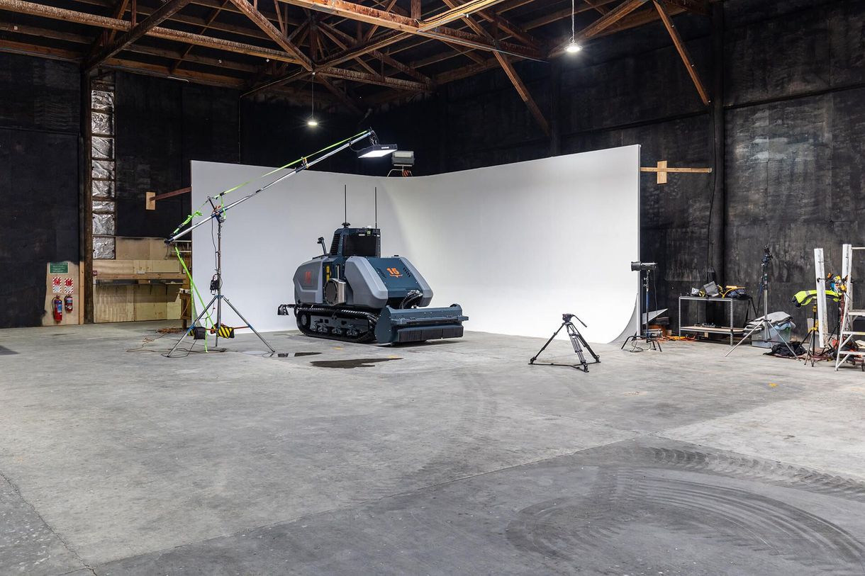 Sawmill Studios is a world class film & television facility in the heart of Marlborough, New Zealand.