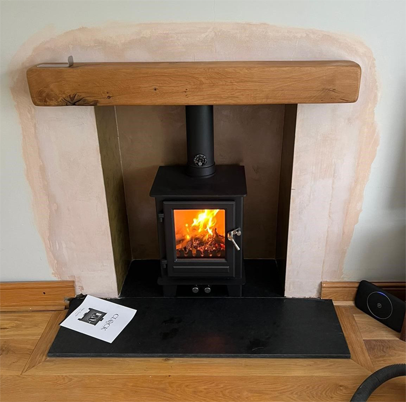 cast iron woodburning stove