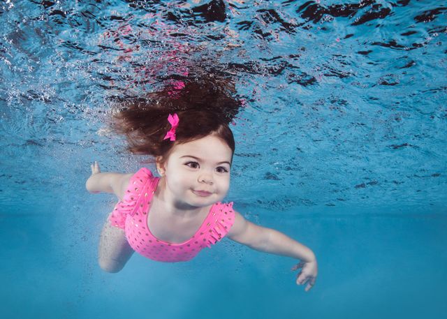 The colour of your kid's swimsuit could save their life - Today's Parent
