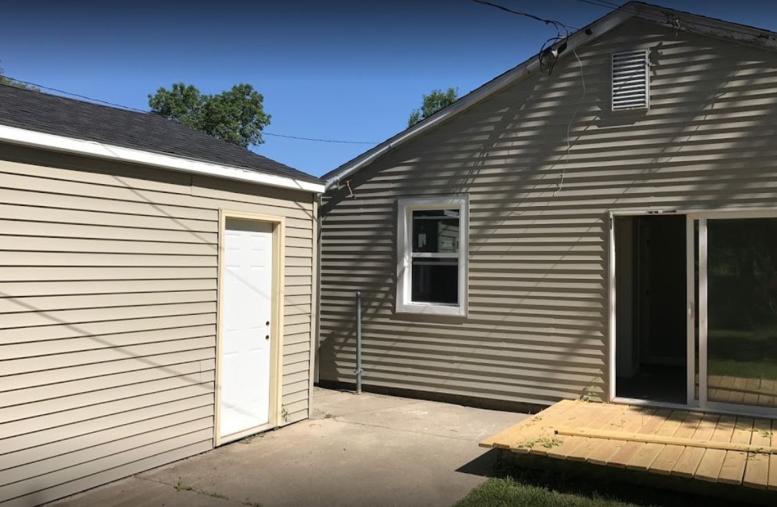 White Door — St. Pekin, IL — Bayview Exteriors