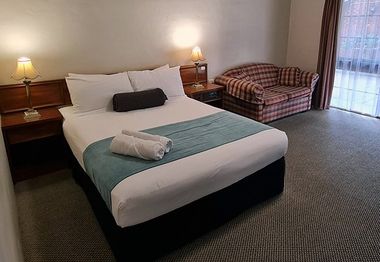motel accommodation in albury nsw with Queen Room with Single Bed Accommodation