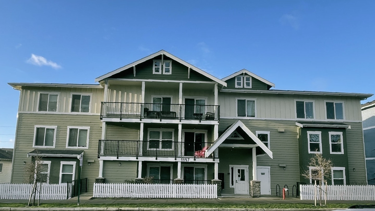 1117 N Garden St