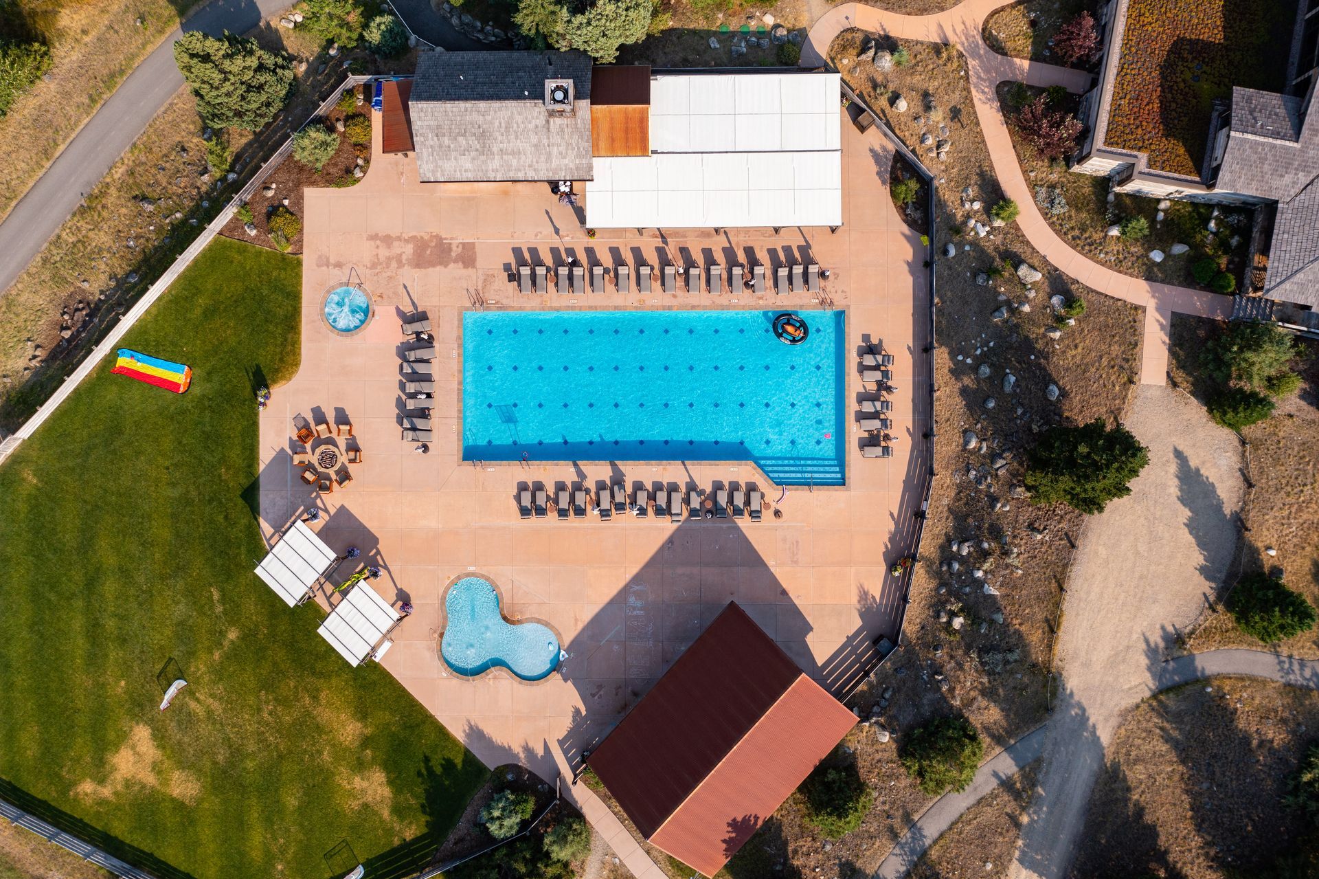 An aerial view of a large swimming pool