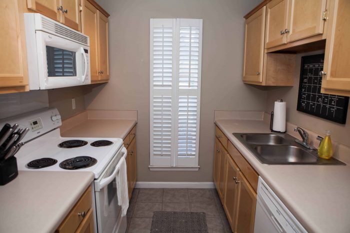 The Cottages Kitchen 2