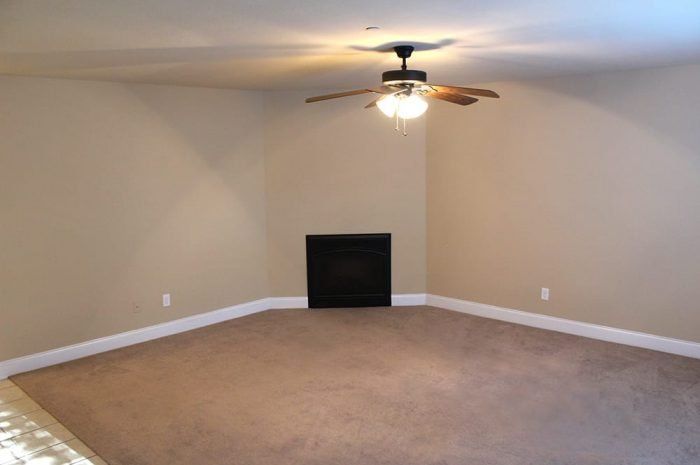 Ceiling Fan in Living Room