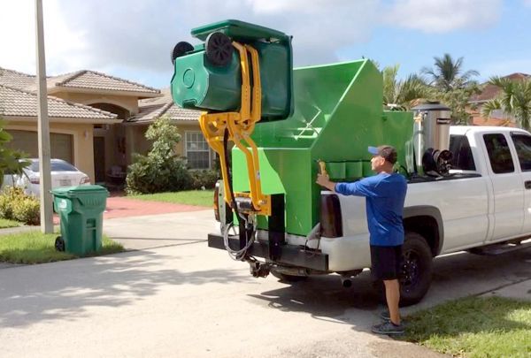 trash bin cleaning process