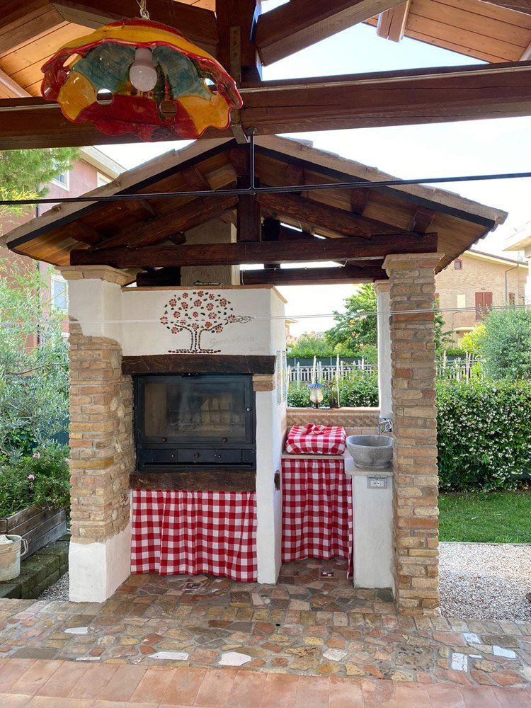 camino esterno in pietra