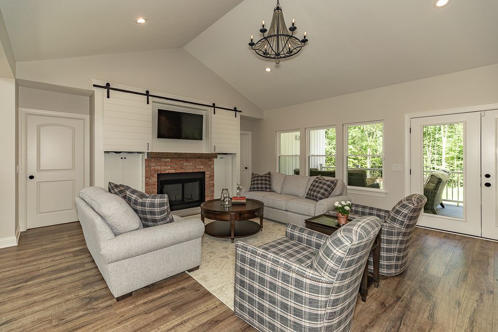 Alron Home interior 47