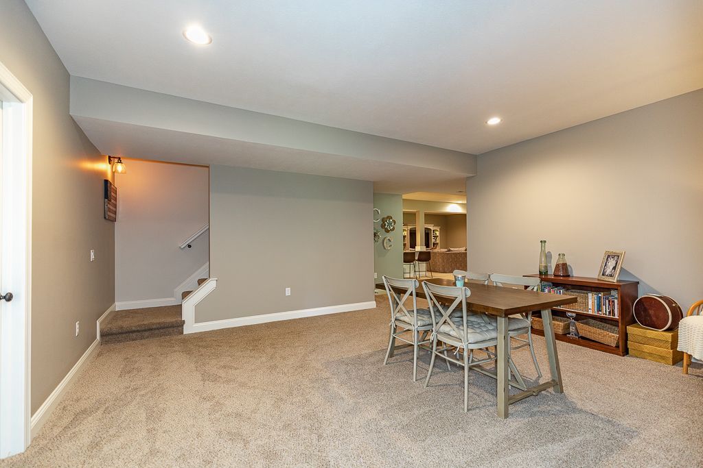 Alron Home interior 54