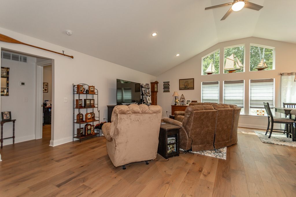 Alron Home interior 65