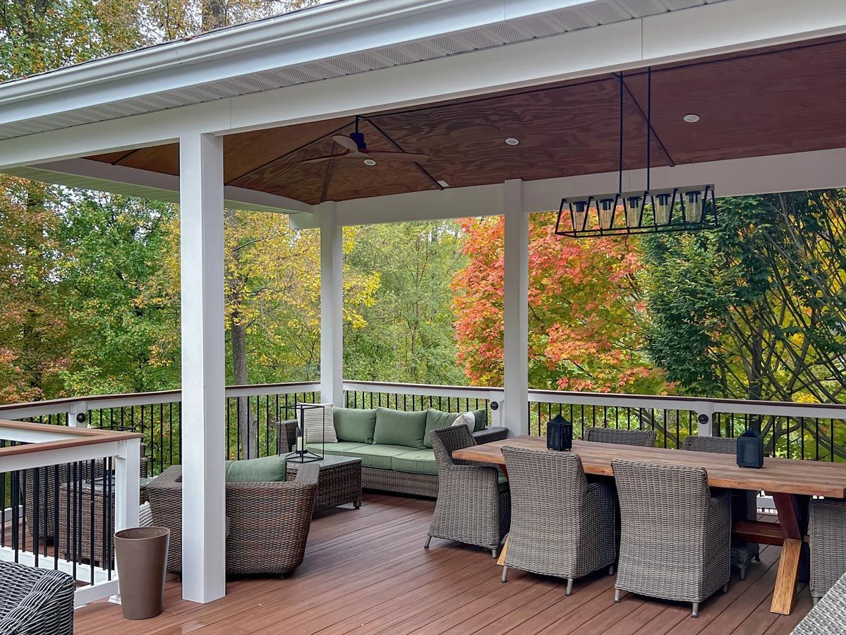 Wooden Deck With Chairs And Table — Roseburg, OR — K & R Construction and Framing, Inc.